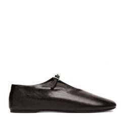 Baleriny GINO ROSSI. Czarne baleriny Gino Rossi, bez wzorów, bez obcasa. Za 299.99 zł.