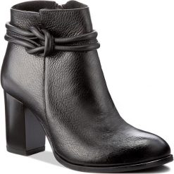 Botki BALDACCINI - 949500-C Czarny Groch. Czarne botki Baldaccini, z aplikacjami, ze skóry, bez obcasa, na obcasie, bez zapięcia. Za 309.00 zł.