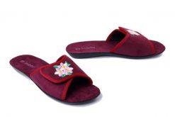 INBLU NP-2H 066 śliwkowy, kapcie damskie. Czerwone obuwie domowe Inblu, bez wzorów, z tkaniny, bez zapięcia. Za 44.99 zł.