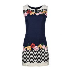 Desigual sukienka damska 40 ciemnoniebieski. Niebieskie sukienki Desigual, na co dzień, uniwersalny, bez wzorów, z materiału, eleganckie, bez kołnierzyka, bez ramiączek. W wyprzedaży za 199.00 zł.
