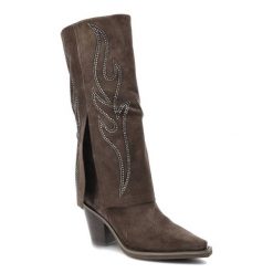 Brązowe Kozaki Alma En Pena Eleganckie Buty Damskie. Brązowe kozaki Alma en Pena, na jesień, z jeansu, bez obcasa, bez zapięcia. Za 799.00 zł.