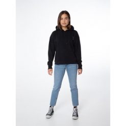 Bluza damska Protest PRTKAIKOURA hoody. Czarne bluzy Protest, bez wzorów, bez kaptura. Za 289.99 zł.