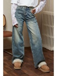 Joséfine Dżinsy "Flower" - Comfort fit - w kolorze błękitnym rozmiar: 38. Niebieskie jeansy Joséfine, bez wzorów, z podwyższonym stanem. Za 184.46 zł.