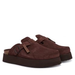 Klapki D.Franklin. Brązowe klapki D.Franklin, bez wzorów, bez obcasa. Za 569.99 zł.