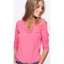 Różowa Bluzka Yourselves. Czerwone bluzki Born2be, l, bez wzorów, bez kołnierzyka, bez ramiączek. Za 29.99 zł.