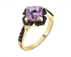 Pierścionek z żółtego złota z czarnymi brylantami i ametystem - próba 585. Czarne pierścionki Apart, z ametystem, złote. Za 4,459.00 zł.