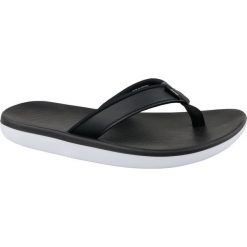 Czarne Klapki Nike Bella Kai Thong AO3622-002. Czarne klapki Nike, bez wzorów, z materiału, bez obcasa. W wyprzedaży za 229.00 zł.