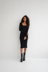 Dopasowana sukienka z długim rękawem w kolorze TOTALLY BLACK - PILAR-S/M. Czarne sukienki Marsala, na co dzień, m, bez wzorów, z bawełny, bez kołnierzyka, bez ramiączek, maxi, dopasowane. W wyprzedaży za 47.48 zł.