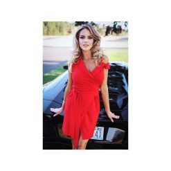 Asymetryczna sukienka wieczorowa mini. Czerwone sukienki Bien fashion, na imprezę, l, bez wzorów, z poliesteru, eleganckie, z asymetrycznym kołnierzem, bez ramiączek, mini, asymetryczne. Za 149.00 zł.