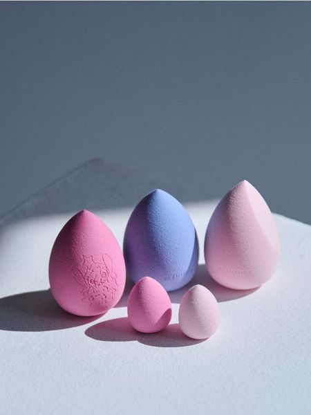 Zestaw gąbek do makijażu 5 pack Stitch - wielobarwny. Zestawy Sinsay. Za 15.99 zł.