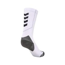Hummel niskie skarpety treningowe z recyklingowanego poliestru – WHITE/BLACK. Białe skarpety Hummel, bez wzorów, z bawełny. Za 79.95 zł.