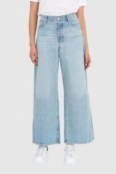 7 FOR ALL MANKIND Jasnoniebieskie jeansy damskie Szwedy Zoey Air Wash, Rozmiar 26. Niebieskie jeansy 7 for all mankind, s, bez wzorów. W wyprzedaży za 399.99 zł.