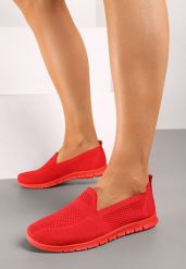 Czerwone Tenisówki Dubost. Czerwone trampki Born2be, bez wzorów, bez zapięcia. Za 39.99 zł.