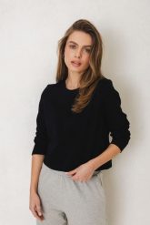 BLUZKA PENNY CZARNA M - Flawless. Czarne bluzki Flawless, m, bez wzorów, z bawełny, klasyczne, bez kołnierzyka, bez ramiączek. Za 189.00 zł.