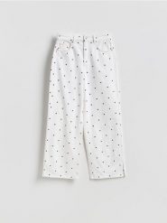 Jeansy wide leg w groszki - biały. Białe jeansy Reserved, bez wzorów. Za 139.99 zł.