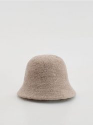 Kapelusz bucket z wełną - kremowy. Białe kapelusze Reserved, bez wzorów, z wełny. Za 79.99 zł.