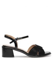 Lasocki Sandały WYL3784-2Z Czarny. Czarne sandały Lasocki, bez wzorów, ze skóry, bez obcasa, na słupku, bez zapięcia. Za 229.99 zł.