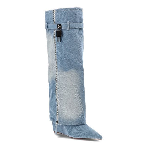 Niebieskie Kozaki Gallevani Jeansowe Obuwie Damskie. Niebieskie kozaki Gallevani, z jeansu, bez obcasa, na obcasie, bez zapięcia. Za 289.00 zł.