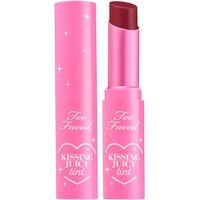 Too Faced - Kissing Juicy Tint – Koloryzujący Balsam Do Ust - Kissng Juicy Lip Tint - Raspberry 3gm - Dla Kobiet. Balsamy do ust TOO FACED. Za 125.00 zł.