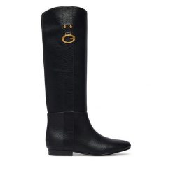 Kozaki Guess. Czarne kozaki Guess, bez obcasa, na płaskiej podeszwie, bez zapięcia. Za 764.99 zł.