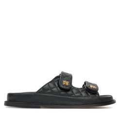 Klapki Nine West. Czarne klapki Nine West, bez wzorów, bez obcasa. Za 259.99 zł.