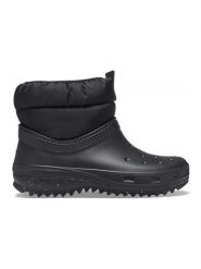 Crocs Kozaki zimowe "Classic Neo Puff" w kolorze czarnym rozmiar: 38/39. Czarne kozaki Crocs, na zimę, z materiału, bez obcasa, bez zapięcia. Za 251.53 zł.