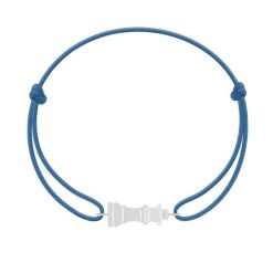 Bransoletka z posrebrzaną zawieszką w kształcie figury szachowej Hetman na jeansowym sznurku. Żółte bransoletki Lilou, posrebrzane. Za 129.00 zł.