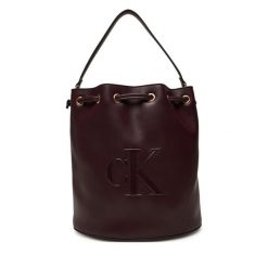 Torebka Calvin Klein. Czerwone torebki klasyczne Calvin Klein, bez wzorów, bez dodatków. Za 559.99 zł.