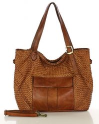 Shopperka skórzana MARCO MAZZINI camel v250b. Brązowe shopper bez wzorów, ze skóry, duże, bez dodatków. Za 626.05 zł.