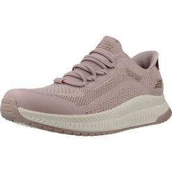 Buty SKECHERS SLIP-INS BOBS SQUAD 4 DIRE STEP Rose. Czerwone trekkingi Skechers, z tkaniny, trekkingowe. Za 316.99 zł.