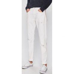 Pepe Jeans - Jeansy. Białe jeansy Pepe Jeans, bez wzorów. W wyprzedaży za 239.90 zł.
