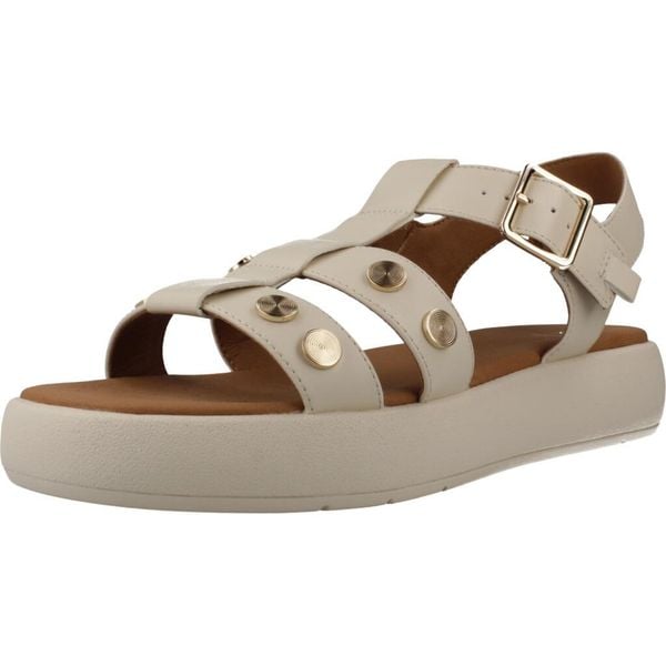 Sandały GEOX D CAMALEI Beżowy. Brązowe sandały Geox, bez wzorów, z syntetyku, bez obcasa, bez zapięcia. Za 364.99 zł.