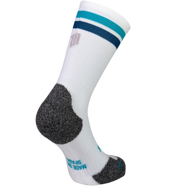 Skarpetki Sporcks Ultralight. Białe skarpety SPORCKS, bez wzorów, z nylonu. Za 156.00 zł.