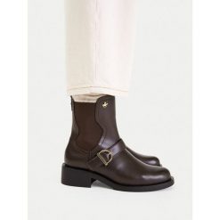 Sztyblety Beverly Hills Polo Club. Brązowe botki Beverly Hills Polo Club, bez wzorów, bez obcasa, na płaskiej podeszwie, bez zapięcia. Za 249.99 zł.