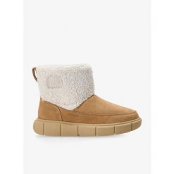 Buty zimowe damskie Sorel Explorer III Slip-On Cozy WP. Brązowe trekkingi Sorel, trekkingowe. Za 445.99 zł.