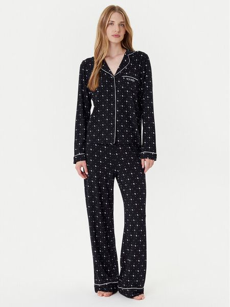 Guess Piżama O5RX08 KCIN2 Czarny. Czarne piżamy Guess, z aplikacjami, z syntetyku, bez ramiączek. Za 349.99 zł.