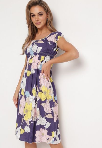 Fioletowo-Żółta Bawełniana Sukienka o Rozkloszowanym Kroju z Gumką w Talii w Kwiatowy Wzór Rishta. Fioletowe sukienki Born2be, na lato, l, bez wzorów, z bawełny, bez kołnierzyka, bez ramiączek, rozkloszowane. Za 49.99 zł.