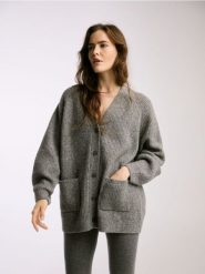 Kardigan oversize z dodatkiem wełny - szary. Szare kardigany Reserved, l, bez wzorów, z dzianiny. Za 159.99 zł.