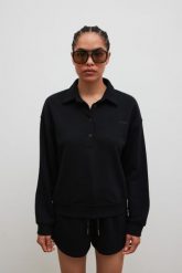 Bluza damska z kołnierzem w kolorze TOTALLY BLACK - EXPLORE-S/M. Czarne bluzy Marsala, m, bez wzorów, z bawełny, bez kaptura. Za 339.90 zł.