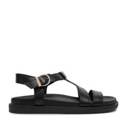 Sandały Beverly Hills Polo Club. Czarne sandały Beverly Hills Polo Club, bez wzorów, bez obcasa, na płaskiej podeszwie, bez zapięcia. Za 279.99 zł.