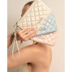Torebka Nine West. Niebieskie kopertówki Nine West, bez wzorów, bez dodatków. Za 99.99 zł.