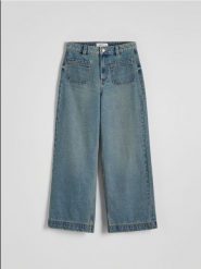 Jeansy culotte z wysokim stanem - niebieski. Niebieskie jeansy Reserved, bez wzorów, z podwyższonym stanem. W wyprzedaży za 39.99 zł.