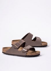 Birkenstock Arizona BS Nubuk Mocca Klapki damskie brązowe. Brązowe klapki Birkenstock, bez wzorów, z materiału, bez obcasa. Za 309.99 zł.