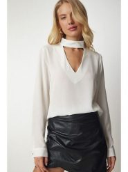 Happiness Istanbul Bluzka w kolorze białym rozmiar: 38. Białe bluzki Happiness Istanbul, bez wzorów, bez kołnierzyka, bez ramiączek. Za 65.99 zł.