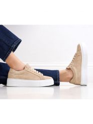 British Passport Skórzane sneakersy w kolorze beżowym rozmiar: 40. Brązowe trampki British Passport, bez wzorów, bez zapięcia. Za 347.99 zł.