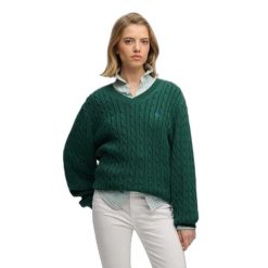 Damski oversize sweter z dekoltem w kształcie V Superdry. Zielone swetry Superdry, na zimę, bez wzorów, bez ramiączek. Za 288.40 zł.