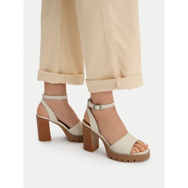 Sandały G-Star. Brązowe sandały G-Star, bez wzorów, retro, bez obcasa, na słupku, bez zapięcia. Za 279.99 zł.