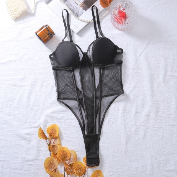 Body push-up z efektem modelującym sylwetkę Irmgard. Czarne body Intica, l, bez wzorów, z materiału. Za 139.00 zł.