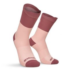 Skarpety za kostkę do biegania w terenie Trekking Siroko Pindos Purple. Fioletowe skarpety SIROKO, bez wzorów, z materiału. Za 42.00 zł.