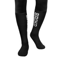 Skarpetki narciarskie i snowboardowe dla Sporty zimowe Siroko K-Core Sledge. Czarne skarpety SIROKO, bez wzorów, z tkaniny. W wyprzedaży za 36.95 zł.